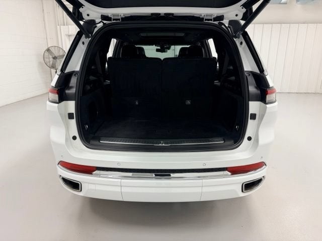 2022 Jeep Grand Cherokee L Overland 4x4