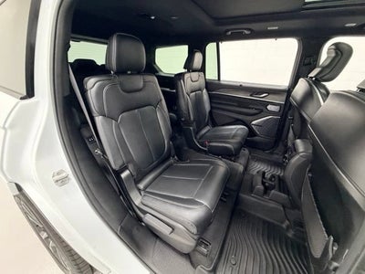 2022 Jeep Grand Cherokee L Overland 4x4