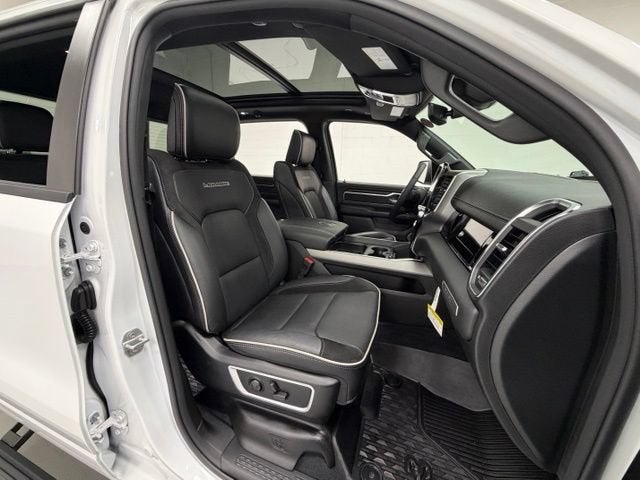 2026 RAM 1500 Laramie Crew Cab 4x4 5'7" Box