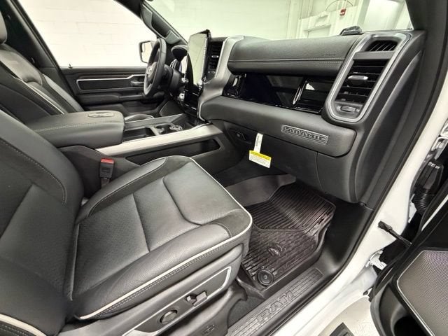 2026 RAM 1500 Laramie Crew Cab 4x4 5'7" Box