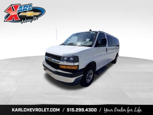 2025 Chevrolet Express Cargo WT