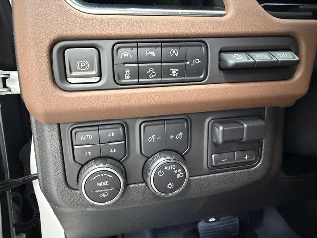 2022 Chevrolet Suburban High Country