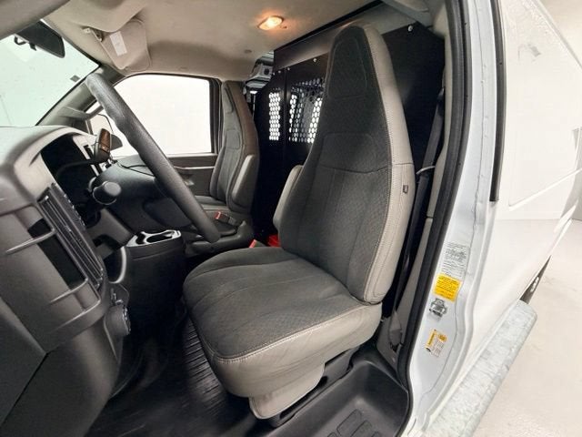 2025 GMC Savana Cargo Work Van