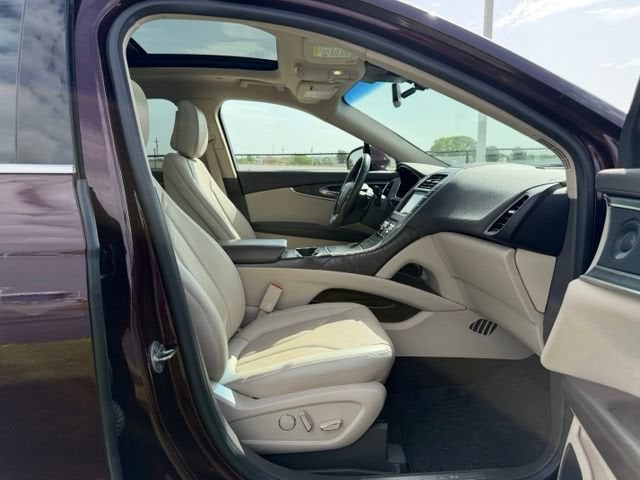 2020 Lincoln Nautilus Reserve
