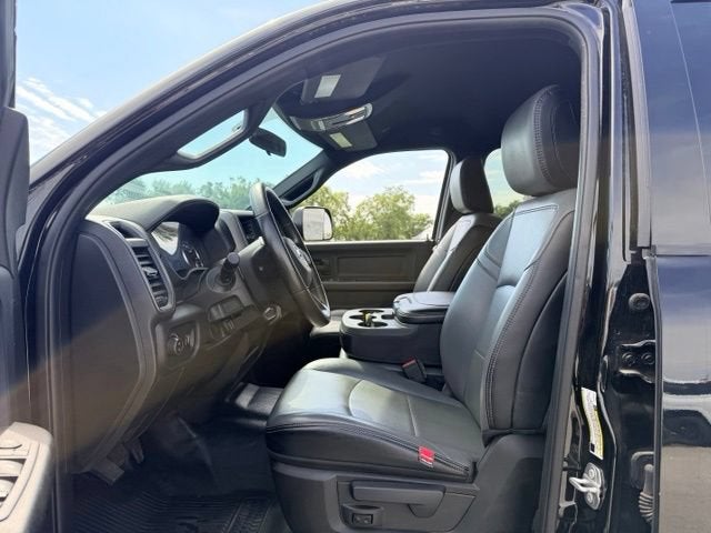 2022 RAM 2500 Tradesman Crew Cab 4x4 8' Box