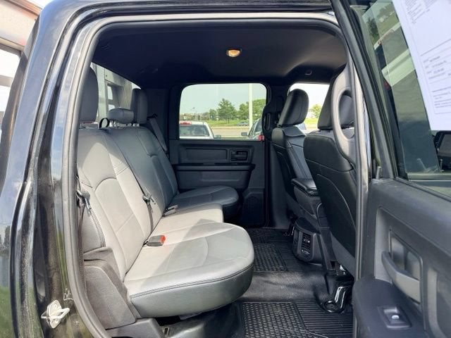 2022 RAM 2500 Tradesman Crew Cab 4x4 8' Box