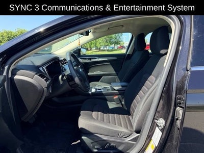 2020 Ford Fusion SE