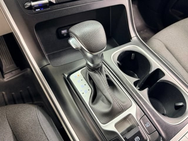 2022 Kia Carnival LX