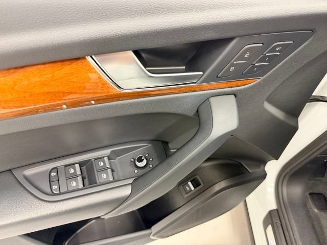 2023 Audi Q5 Premium 45 TFSI S line quattro