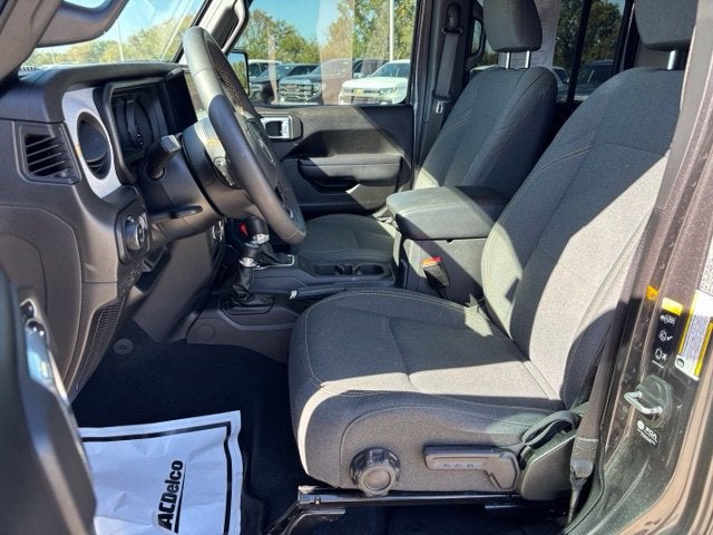 2024 Jeep Gladiator Sport S