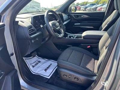 2024 Chevrolet Traverse LS