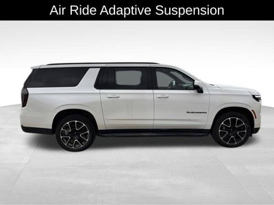 2025 Chevrolet Suburban RST