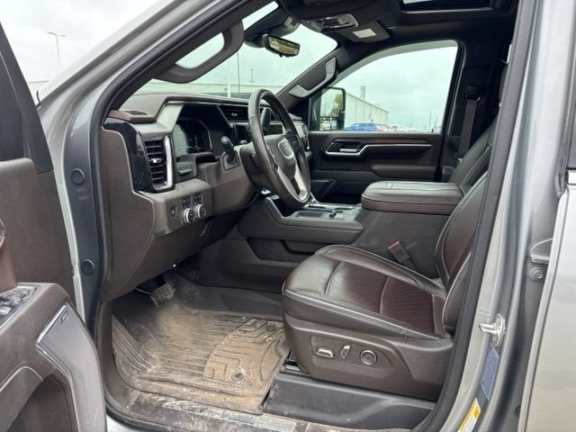 2025 GMC Sierra 3500 HD Denali
