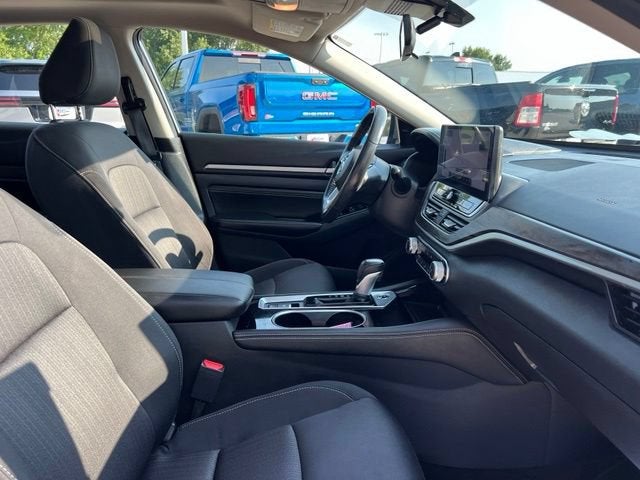 2023 Nissan Altima SV FWD