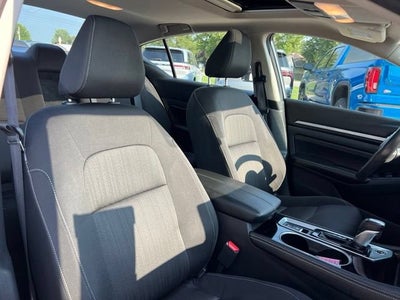 2023 Nissan Altima SV FWD