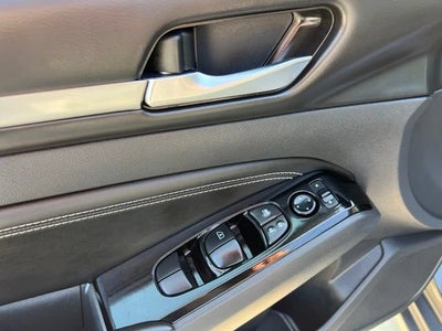 2023 Nissan Altima SV FWD
