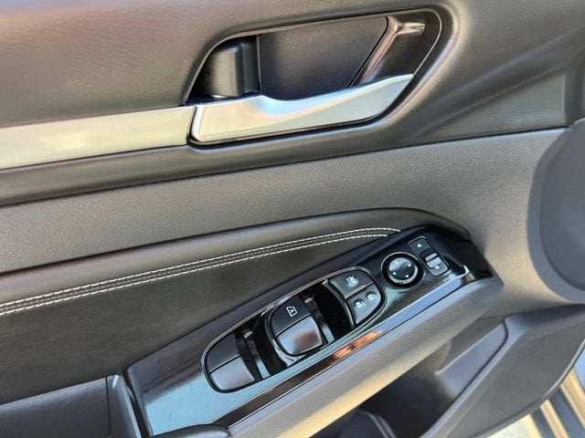 2023 Nissan Altima SV FWD