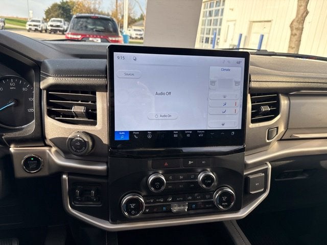2022 Ford Expedition Max XLT