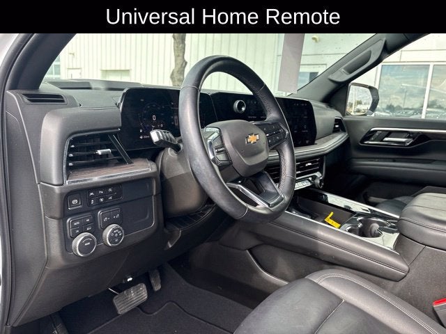 2025 Chevrolet Suburban LT