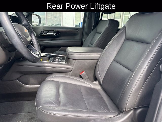 2025 Chevrolet Suburban LT