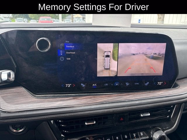 2025 Chevrolet Suburban LT