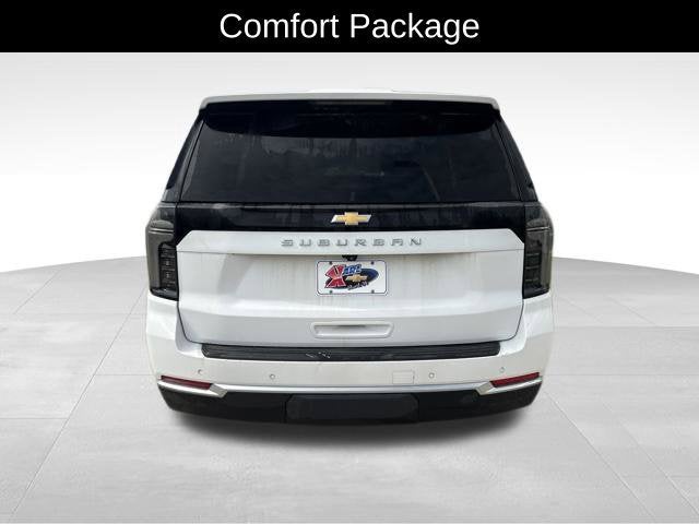2025 Chevrolet Suburban LT