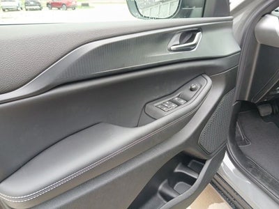 2027 Jeep Grand Cherokee GRAND CHEROKEE LAREDO X 4X4