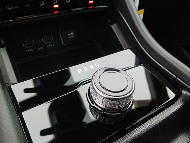 2027 Jeep Grand Cherokee GRAND CHEROKEE LAREDO X 4X4