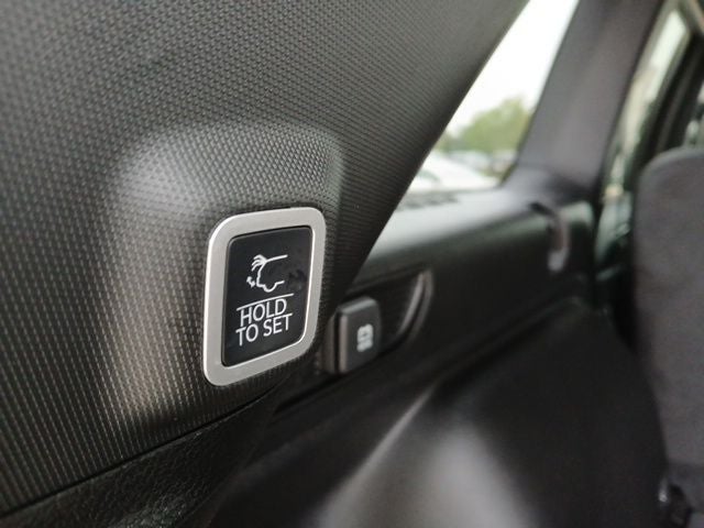 2027 Jeep Grand Cherokee GRAND CHEROKEE LAREDO X 4X4