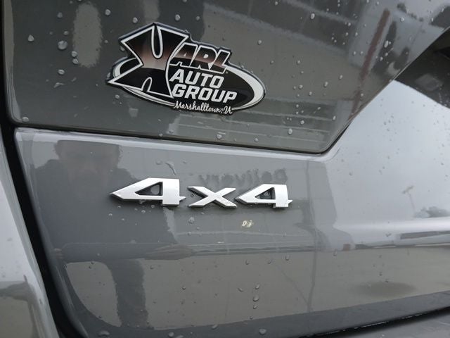 2027 Jeep Grand Cherokee GRAND CHEROKEE LAREDO X 4X4
