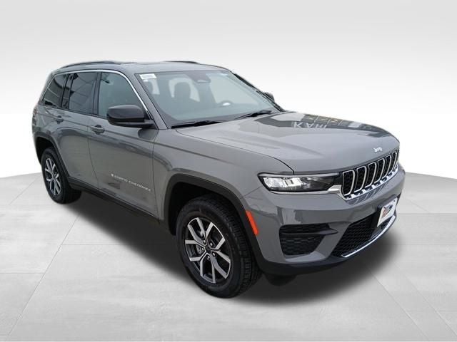 2027 Jeep Grand Cherokee GRAND CHEROKEE LAREDO X 4X4