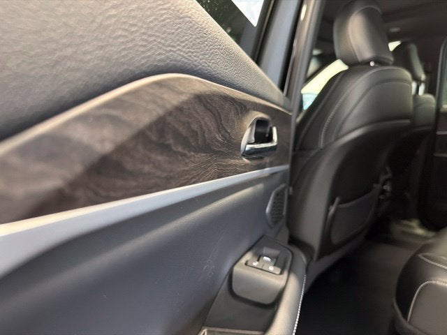 2027 Jeep Grand Cherokee GRAND CHEROKEE LIMITED 4X4