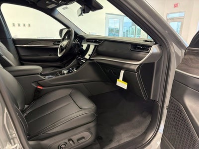 2027 Jeep Grand Cherokee GRAND CHEROKEE LIMITED 4X4