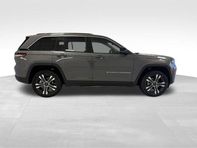 2027 Jeep Grand Cherokee GRAND CHEROKEE LIMITED 4X4