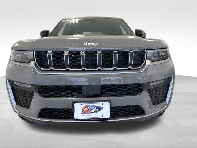 2027 Jeep Grand Cherokee GRAND CHEROKEE LIMITED 4X4