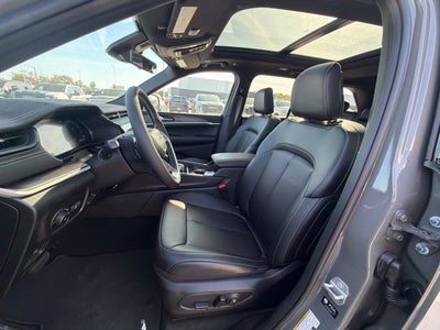 2027 Jeep Grand Cherokee GRAND CHEROKEE LIMITED 4X4