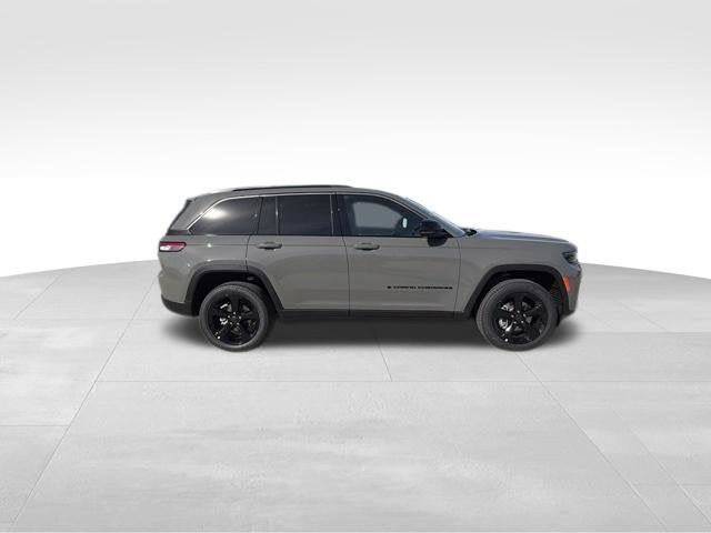 2027 Jeep Grand Cherokee GRAND CHEROKEE LIMITED 4X4