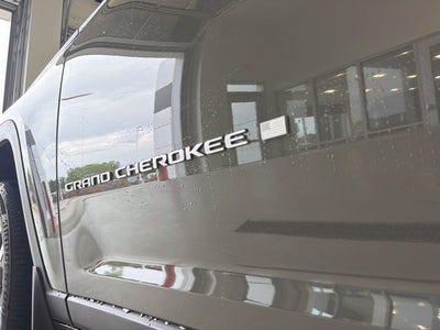 2027 Jeep Grand Cherokee GRAND CHEROKEE L LIMITED 4X4