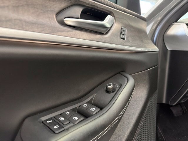 2027 Jeep Grand Cherokee GRAND CHEROKEE L LIMITED 4X4