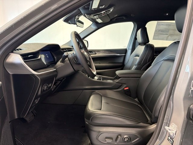 2027 Jeep Grand Cherokee GRAND CHEROKEE L LIMITED 4X4