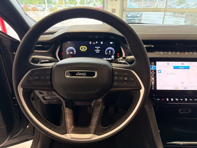 2027 Jeep Grand Cherokee GRAND CHEROKEE L LIMITED 4X4
