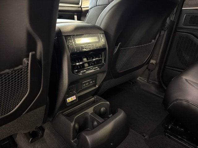 2027 Jeep Grand Cherokee GRAND CHEROKEE L LIMITED 4X4