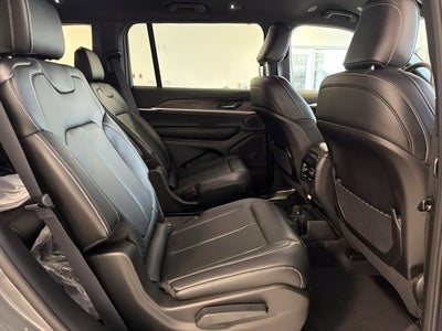 2027 Jeep Grand Cherokee GRAND CHEROKEE L LIMITED 4X4