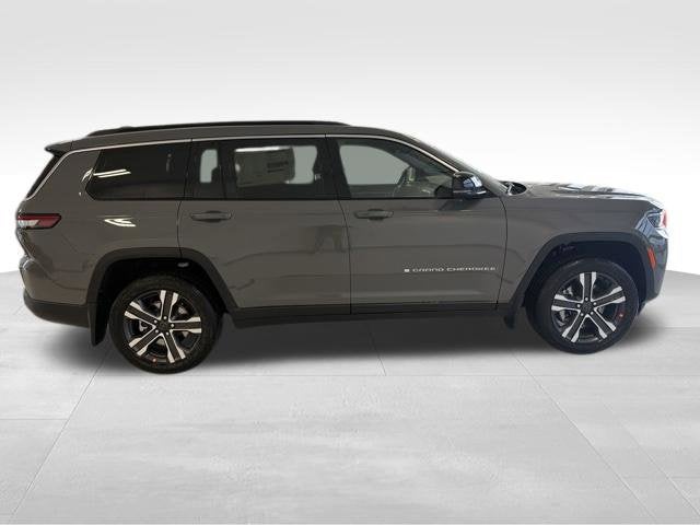 2027 Jeep Grand Cherokee GRAND CHEROKEE L LIMITED 4X4