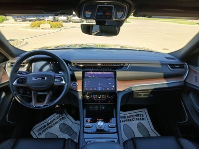 2025 Jeep Grand Cherokee L Summit 4x4