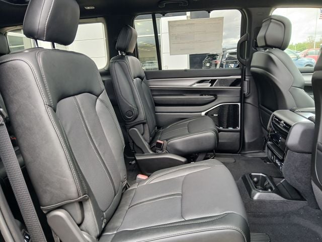 2026 Jeep Grand Wagoneer GRAND WAGONEER LIMITED RESERVE 4X4