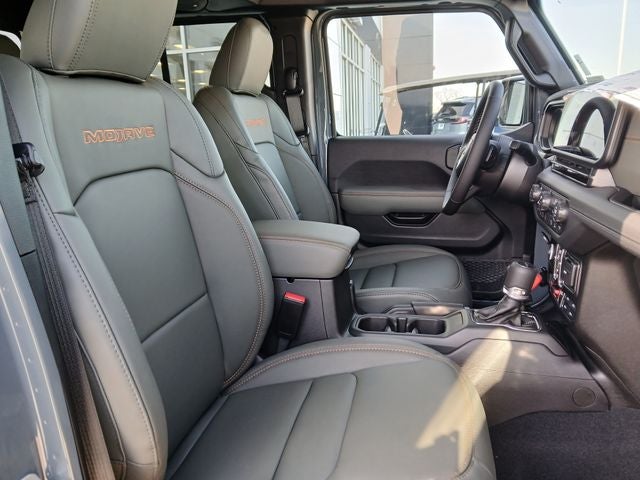 2026 Jeep Gladiator GLADIATOR MOJAVE X 4X4