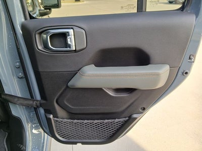 2026 Jeep Gladiator GLADIATOR MOJAVE X 4X4