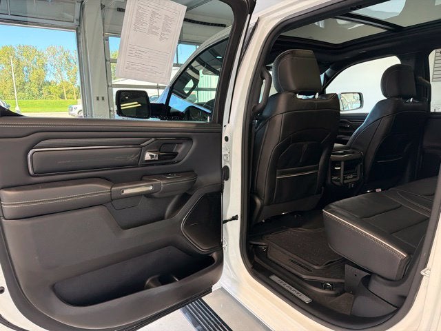 2023 RAM 1500 Limited Crew Cab 4x4 5'7' Box