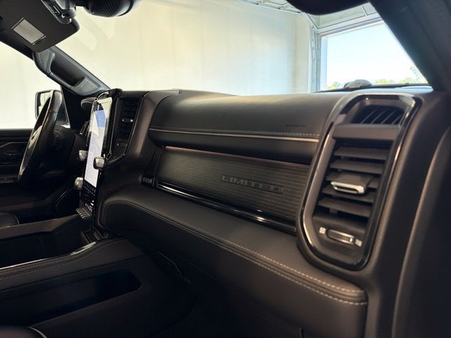 2023 RAM 1500 Limited Crew Cab 4x4 5'7' Box